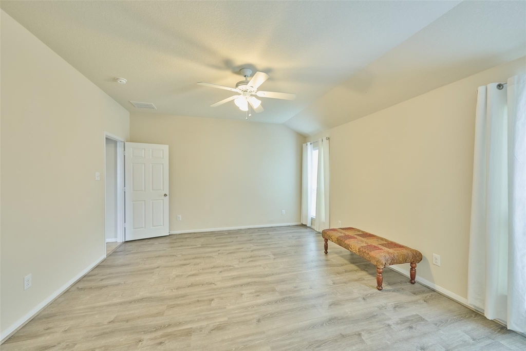 9940 Yearling Place - Photo 20