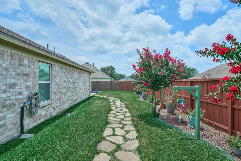 9940 Yearling Place - Photo 30