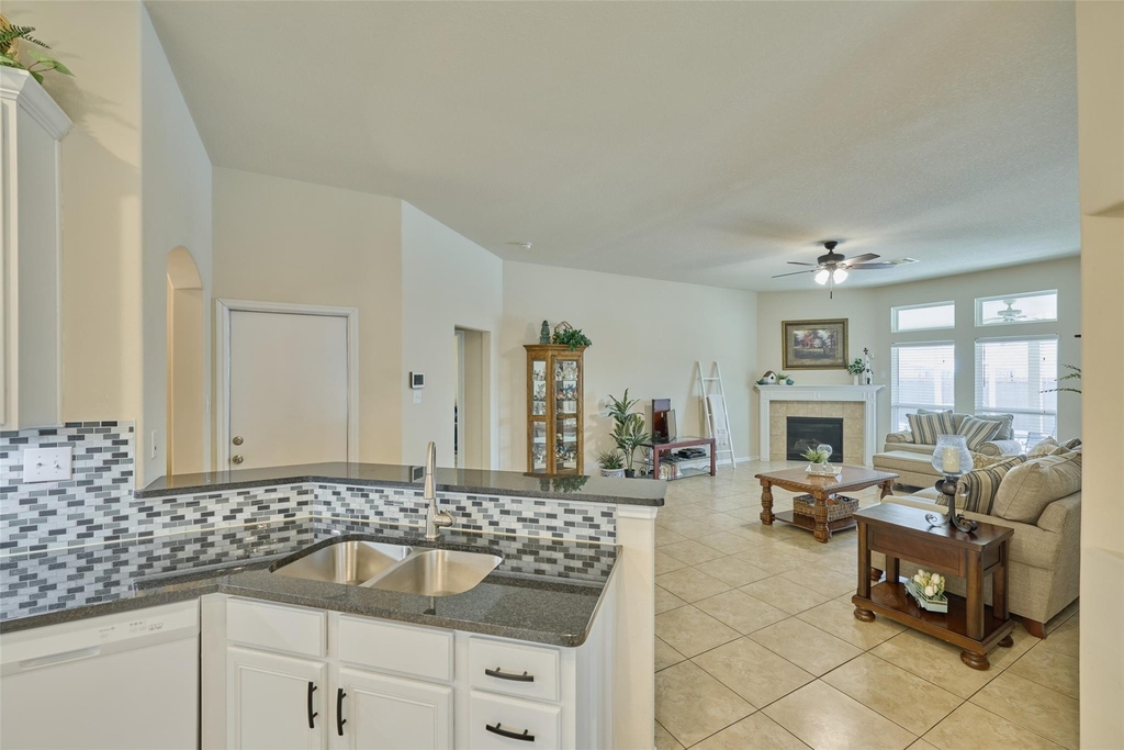 9940 Yearling Place - Photo 18