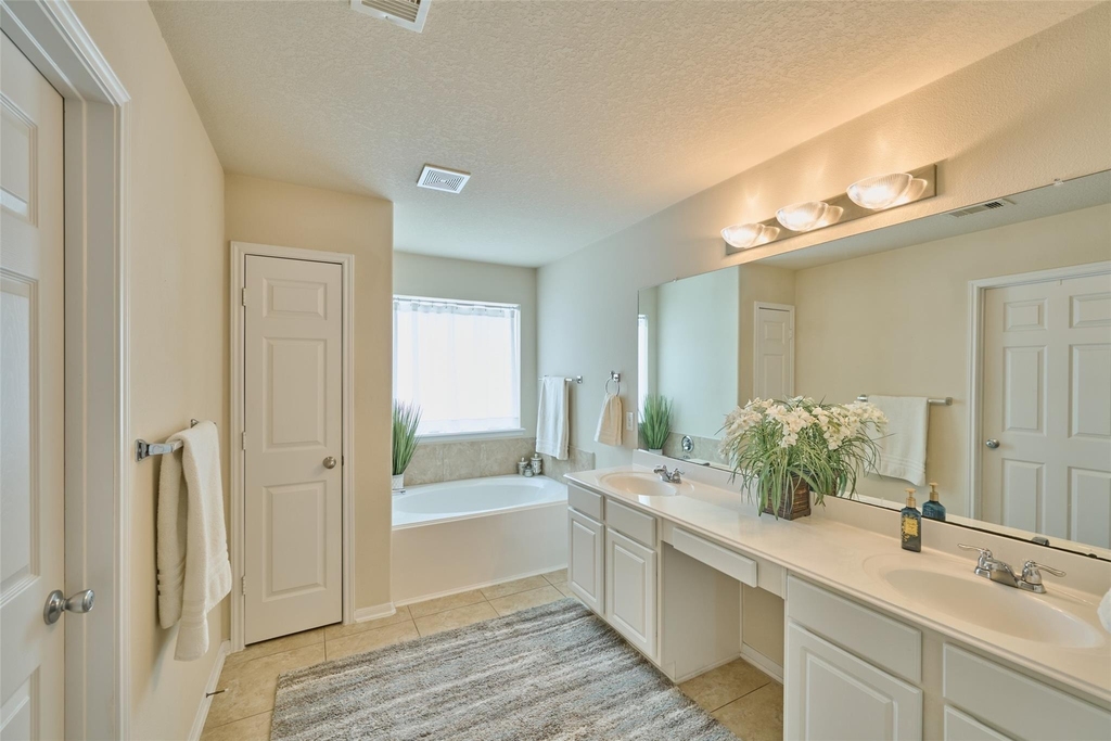 9940 Yearling Place - Photo 21