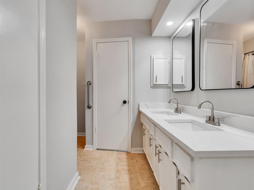 14134 Cleobrook Drive - Photo 17