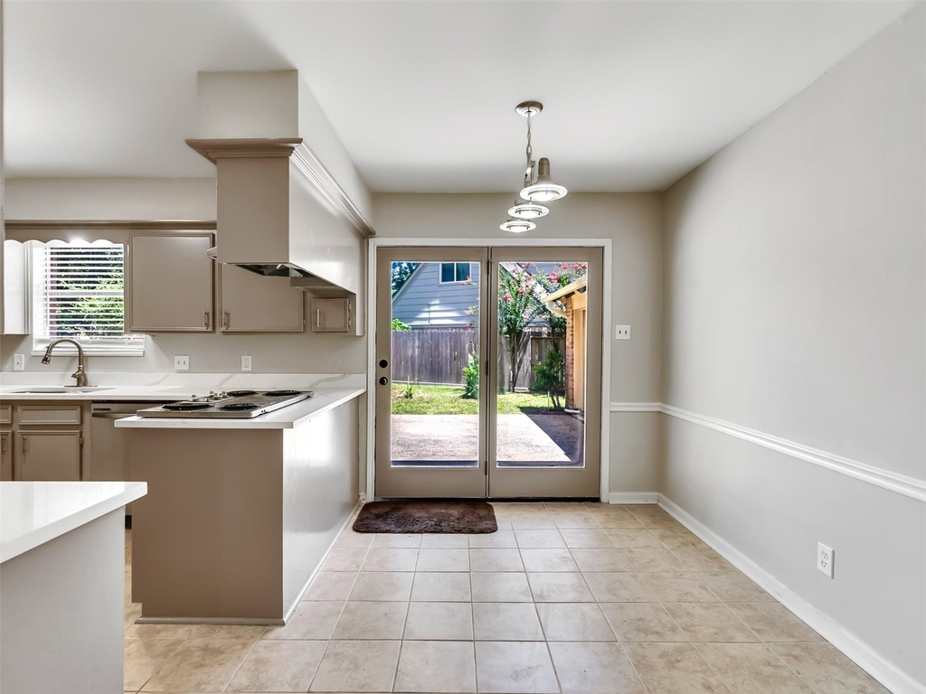 14134 Cleobrook Drive - Photo 11