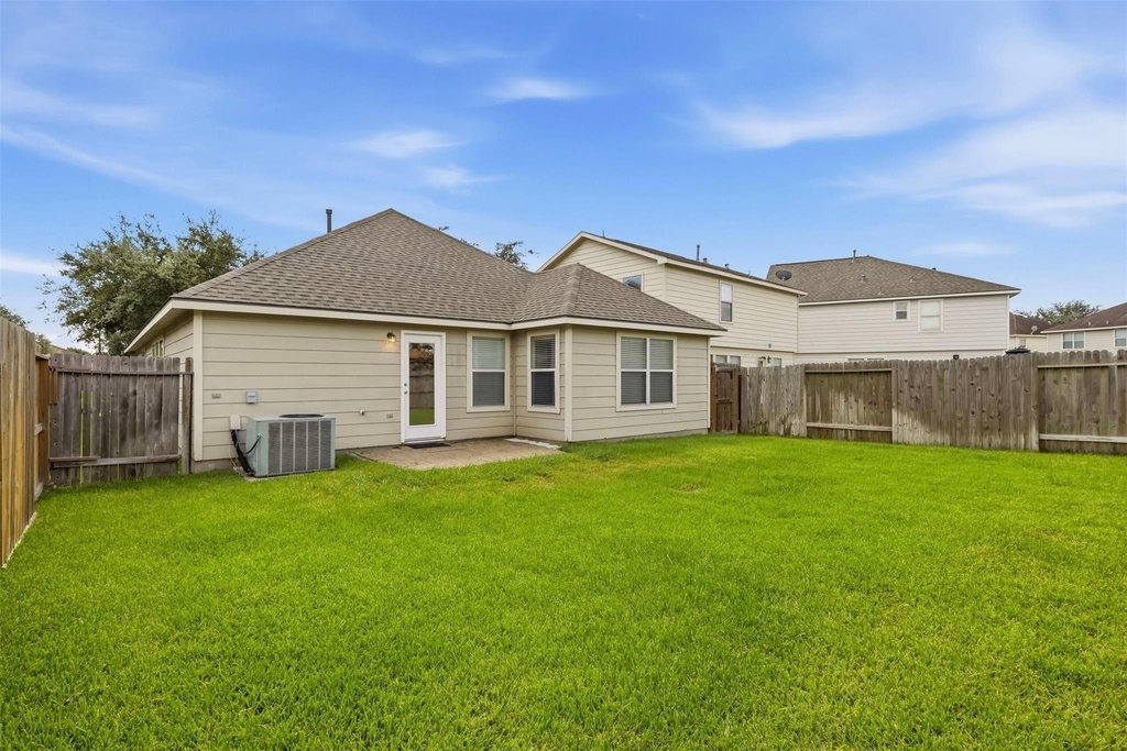 7719 Serene Wood Lane - Photo 22