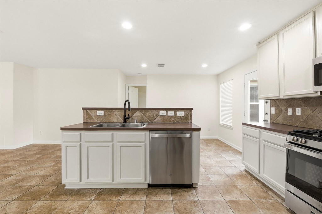 7719 Serene Wood Lane - Photo 13