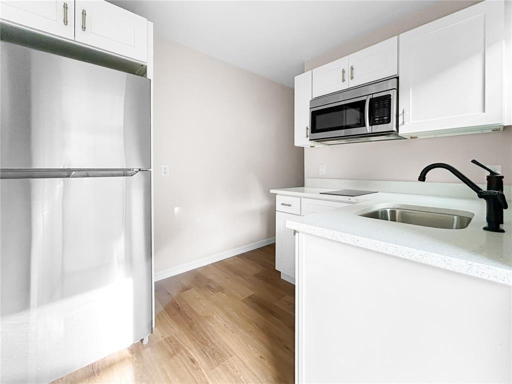 306 Sw 19th Avenue - Photo 9