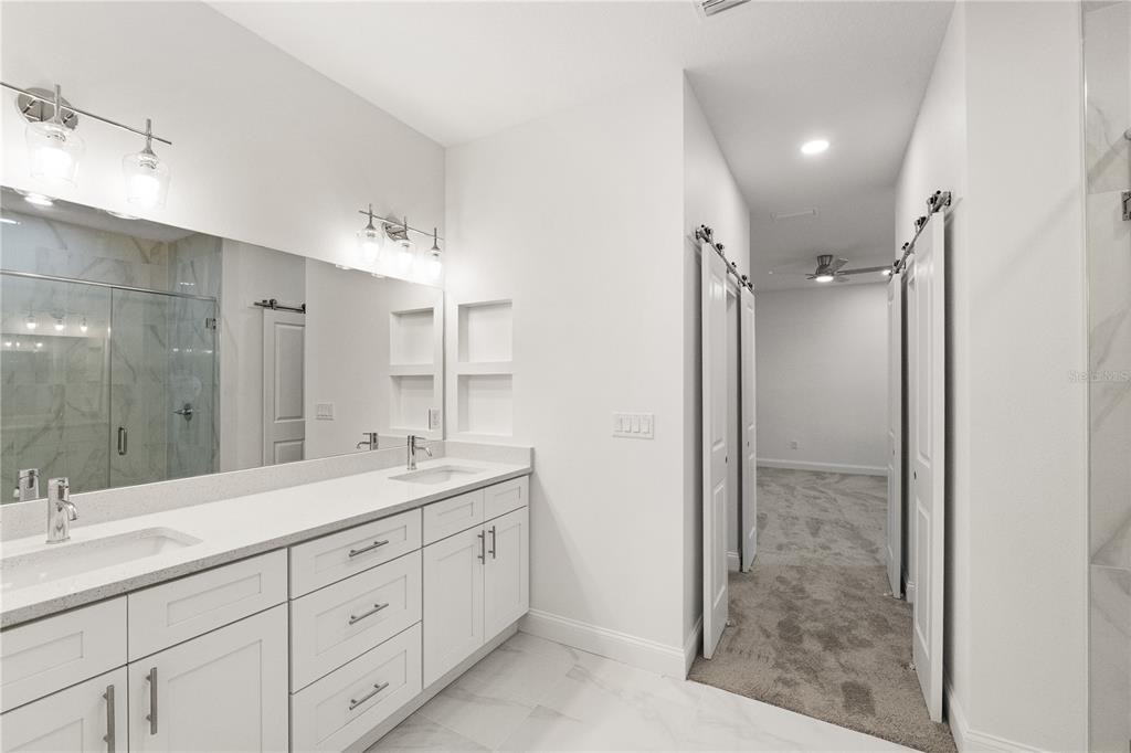 5352 Lowell Avenue - Photo 11
