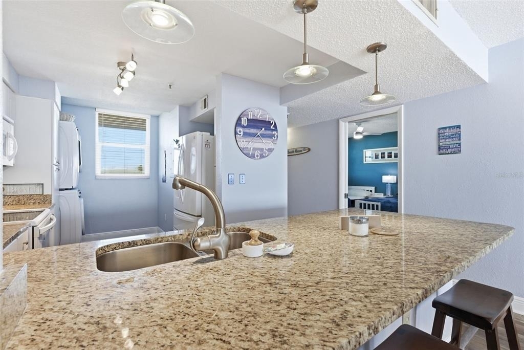15462 Gulf Boulevard - Photo 18