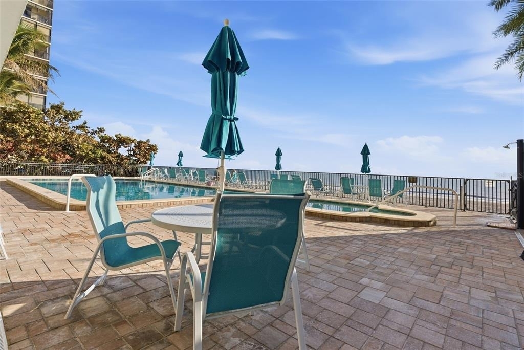 15462 Gulf Boulevard - Photo 34