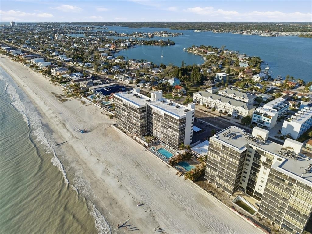 15462 Gulf Boulevard - Photo 43