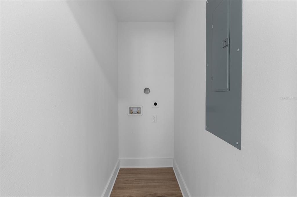 505 43rd Street S - Photo 10