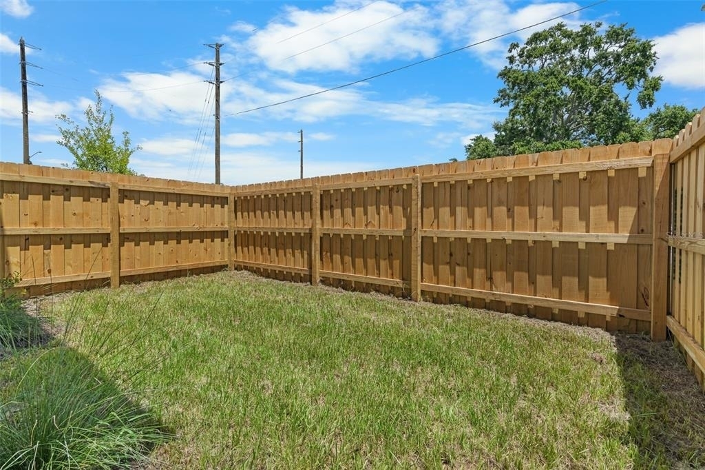 505 43rd Street S - Photo 17