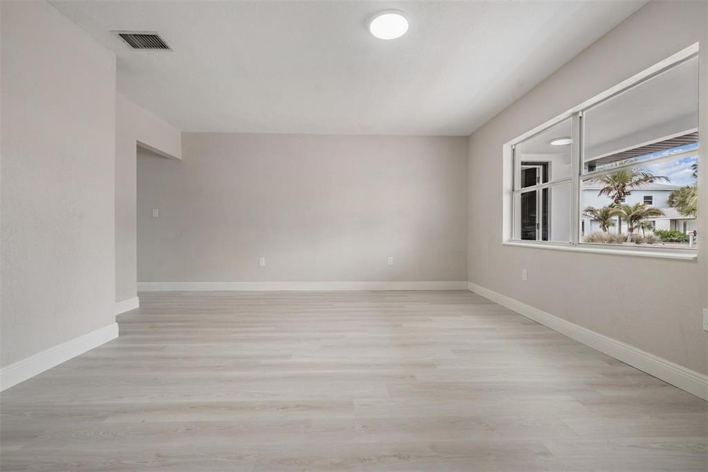 14040 Miramar Avenue - Photo 9
