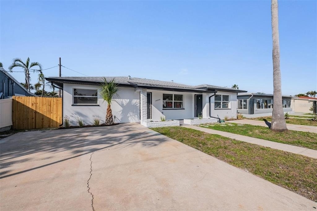 14040 Miramar Avenue - Photo 2