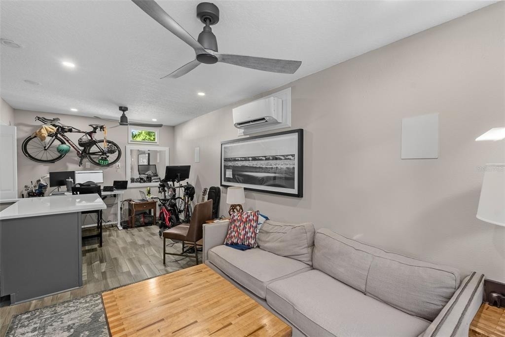 2943 W Bayshore Court - Photo 47