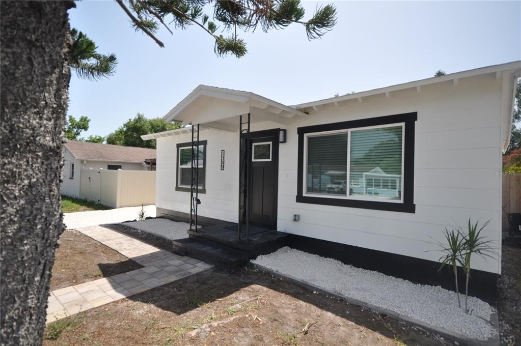 1319 S 56th Street - Photo 4