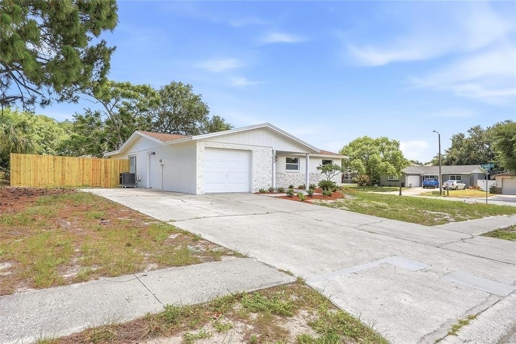 1004 Idlebriar Way - Photo 24