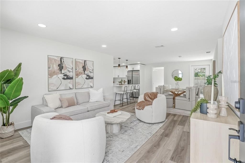 1004 Idlebriar Way - Photo 1