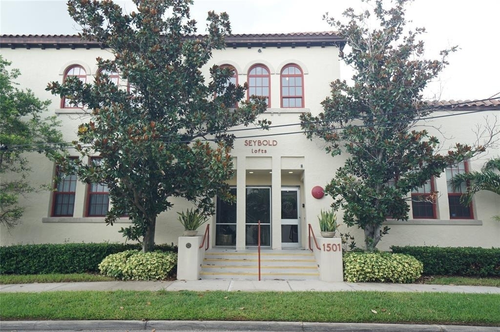1501 W Horatio Street - Photo 0