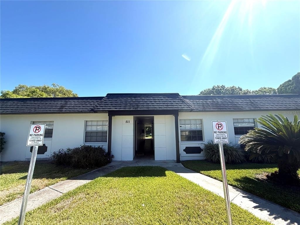 511 Duchess Court - Photo 0