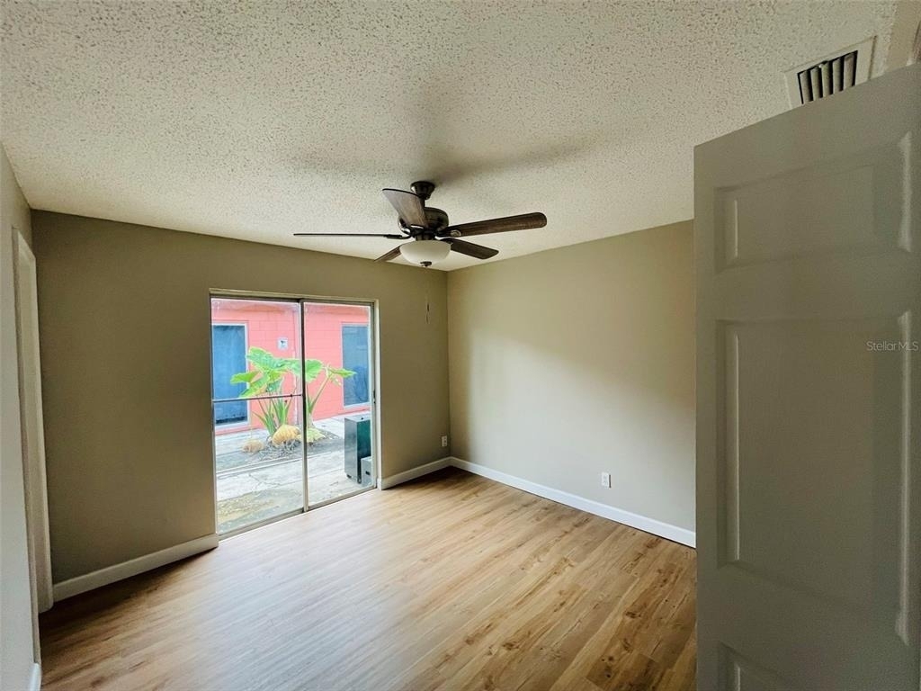 511 Duchess Court - Photo 16
