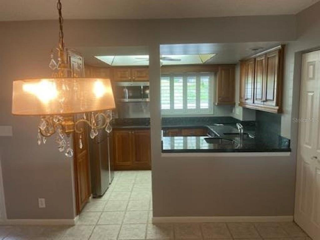 90 S Highland Avenue - Photo 2