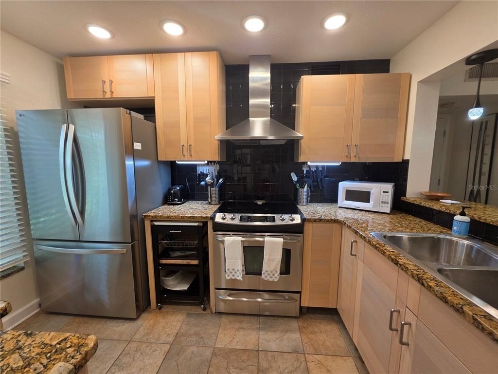 6295 Bahia Del Mar Circle - Photo 11