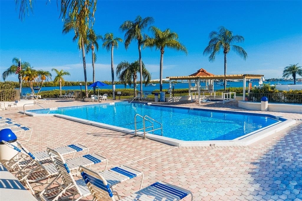 6295 Bahia Del Mar Circle - Photo 35