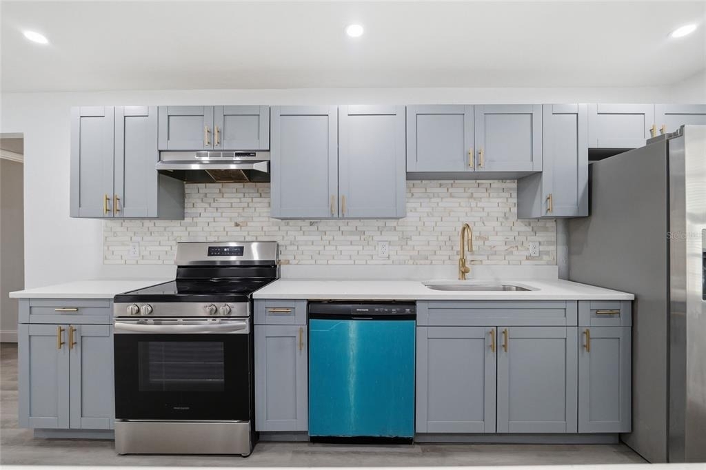3014 E Osborne Avenue - Photo 12