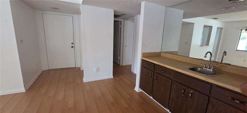 700 Starkey Rd - Photo 5