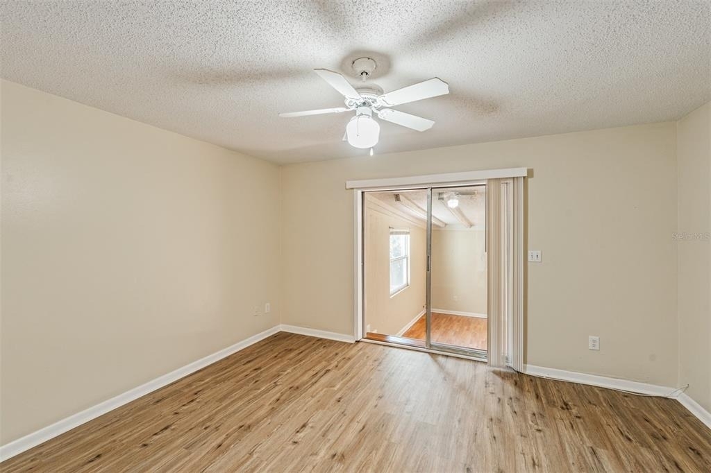 9616 N Oklawaha Avenue - Photo 29