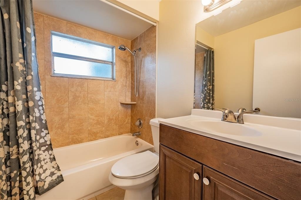 9616 N Oklawaha Avenue - Photo 28