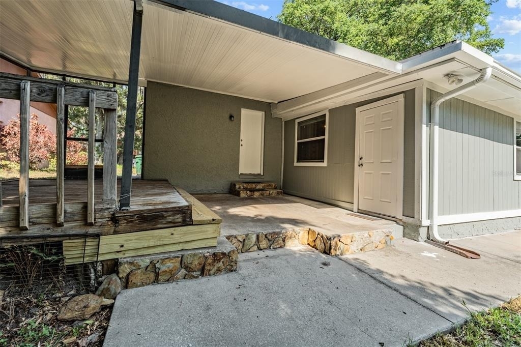 9616 N Oklawaha Avenue - Photo 37