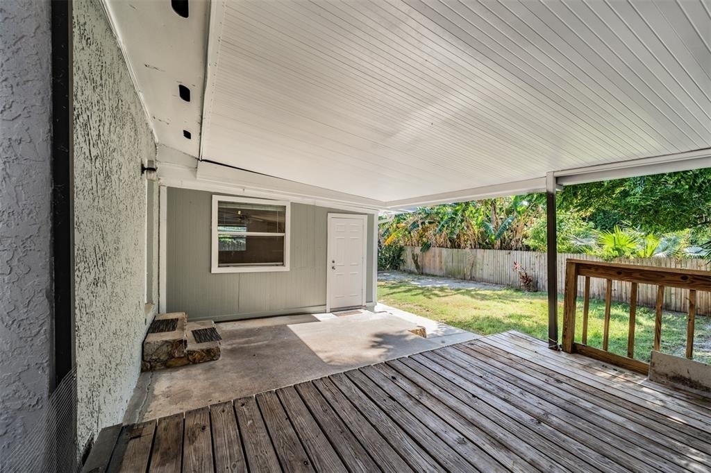 9616 N Oklawaha Avenue - Photo 36