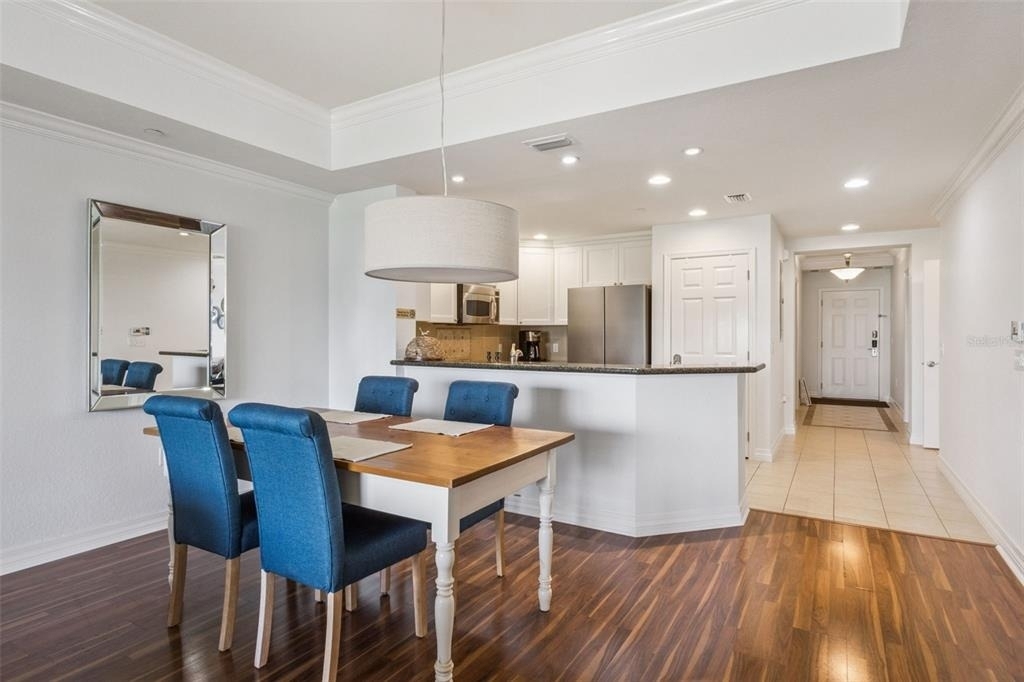 1112 Sunset View Circle - Photo 6