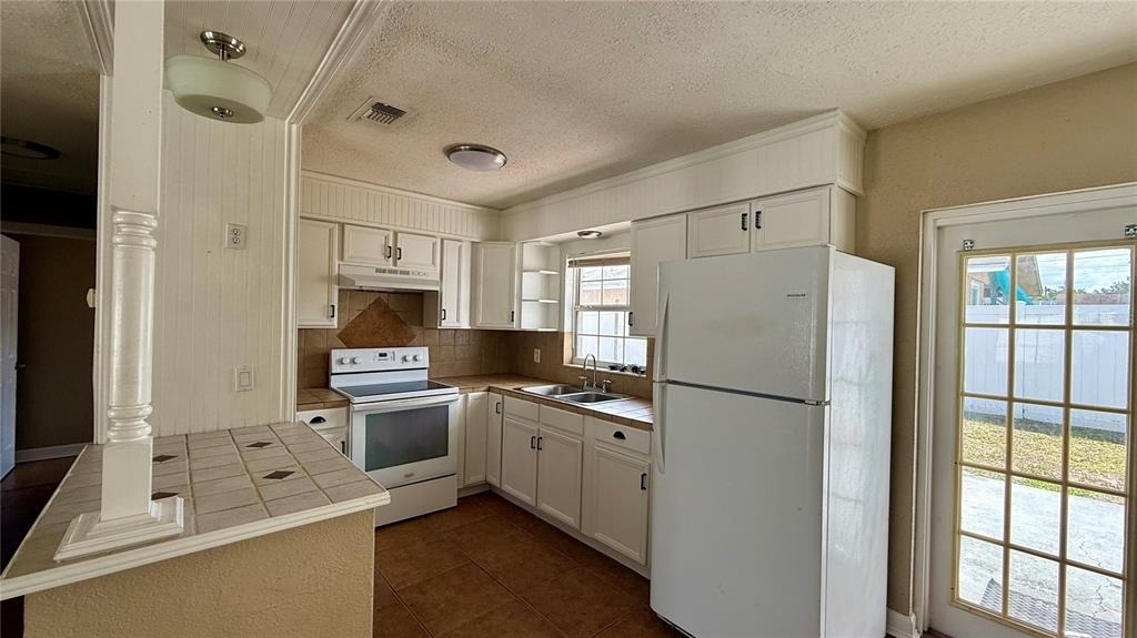 1516 Alabama Avenue - Photo 2