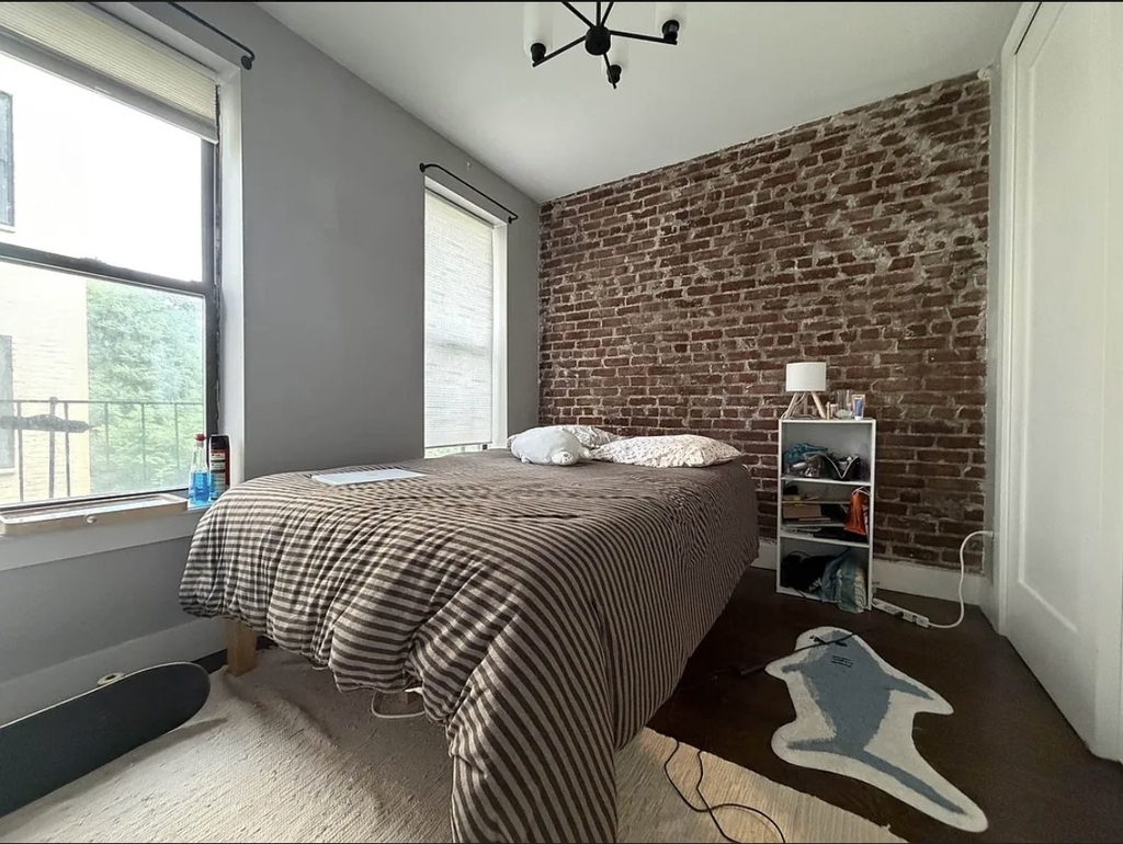 401 Macon Street - Photo 2