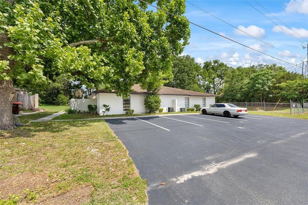 3025 Se 55th Avenue - Photo 1