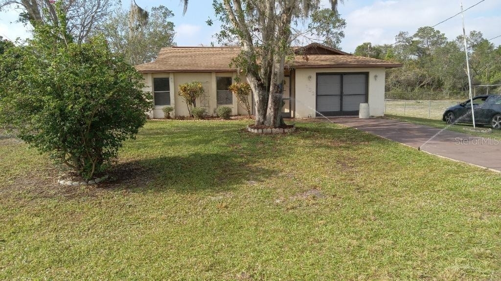 132 Hallmark Avenue - Photo 0