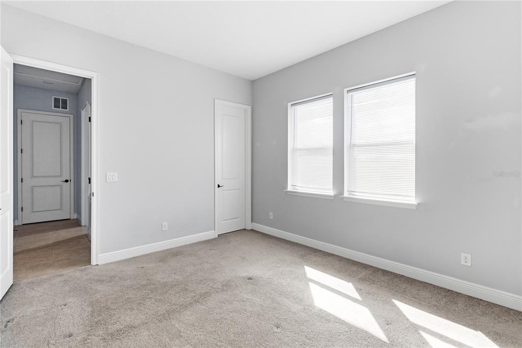 13030 Stoddart Avenue - Photo 9
