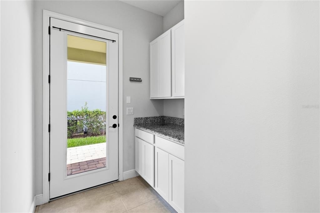 13026 Stoddart Avenue - Photo 15