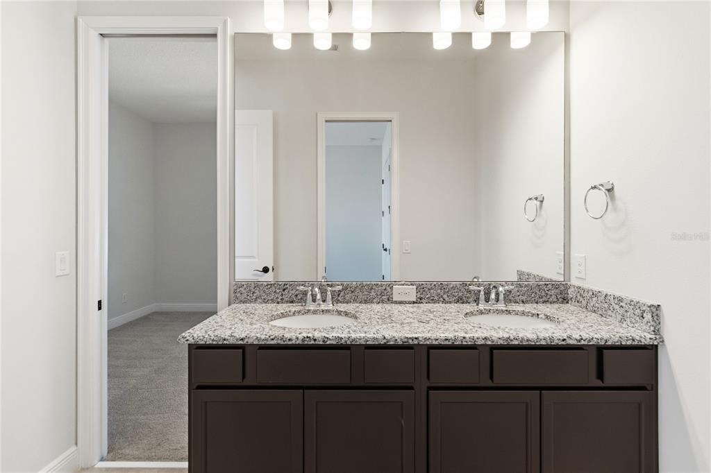 13026 Stoddart Avenue - Photo 29