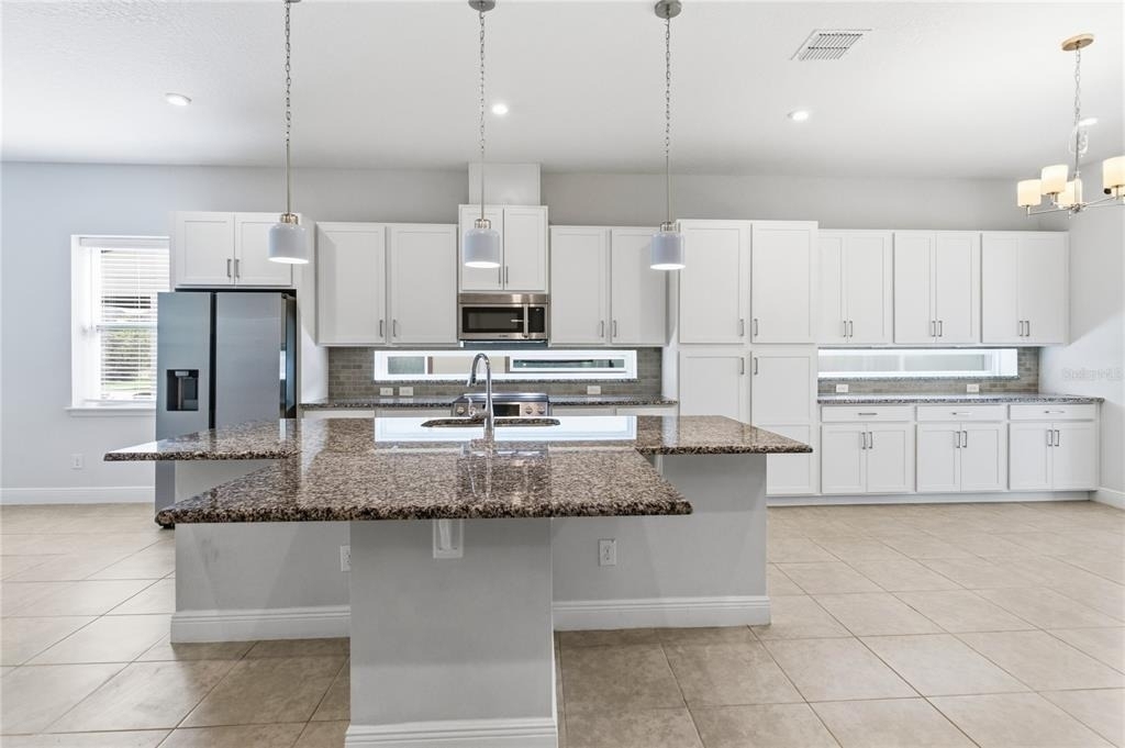 13026 Stoddart Avenue - Photo 10