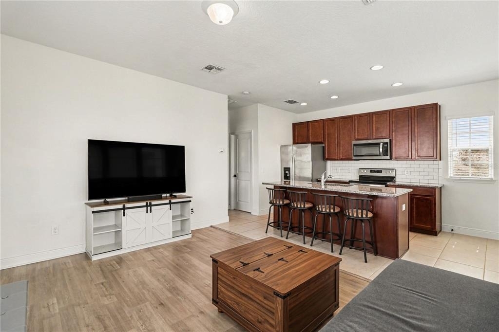 8274 R Nemours Parkway - Photo 4