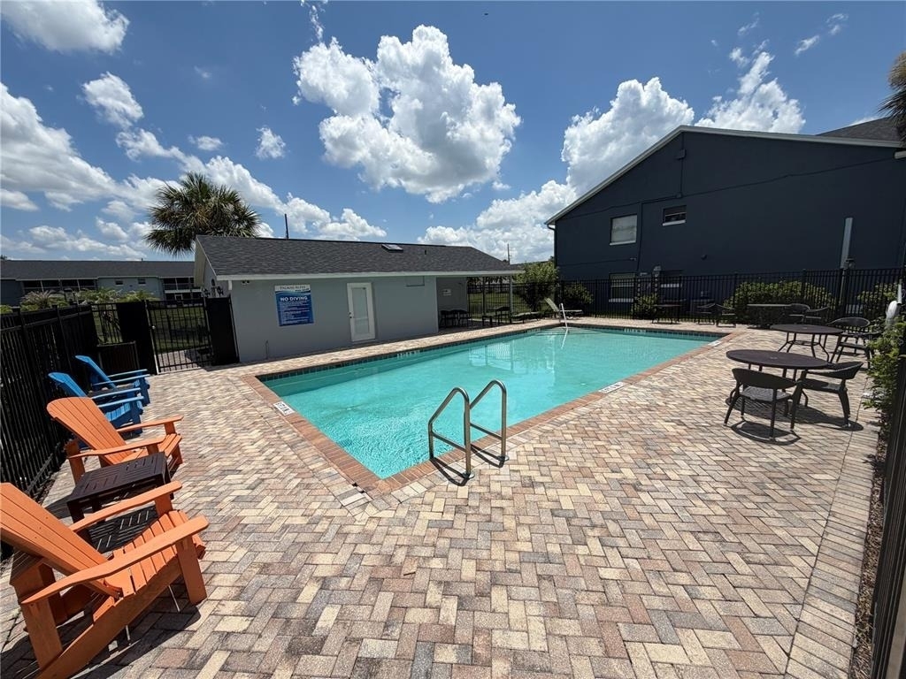 4160 Pershing Pointe Place - Photo 12