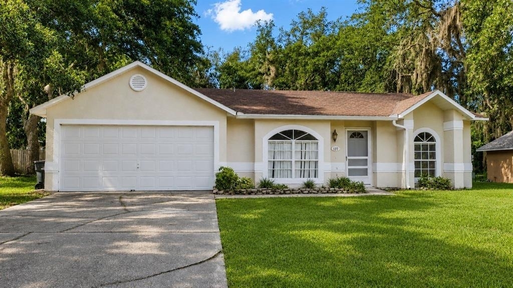 127 Titan Drive - Photo 0