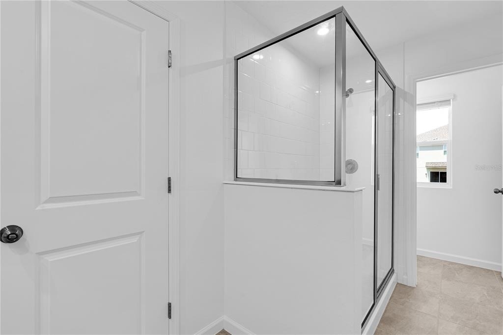 1100 Lakeshore Breeze Place - Photo 13