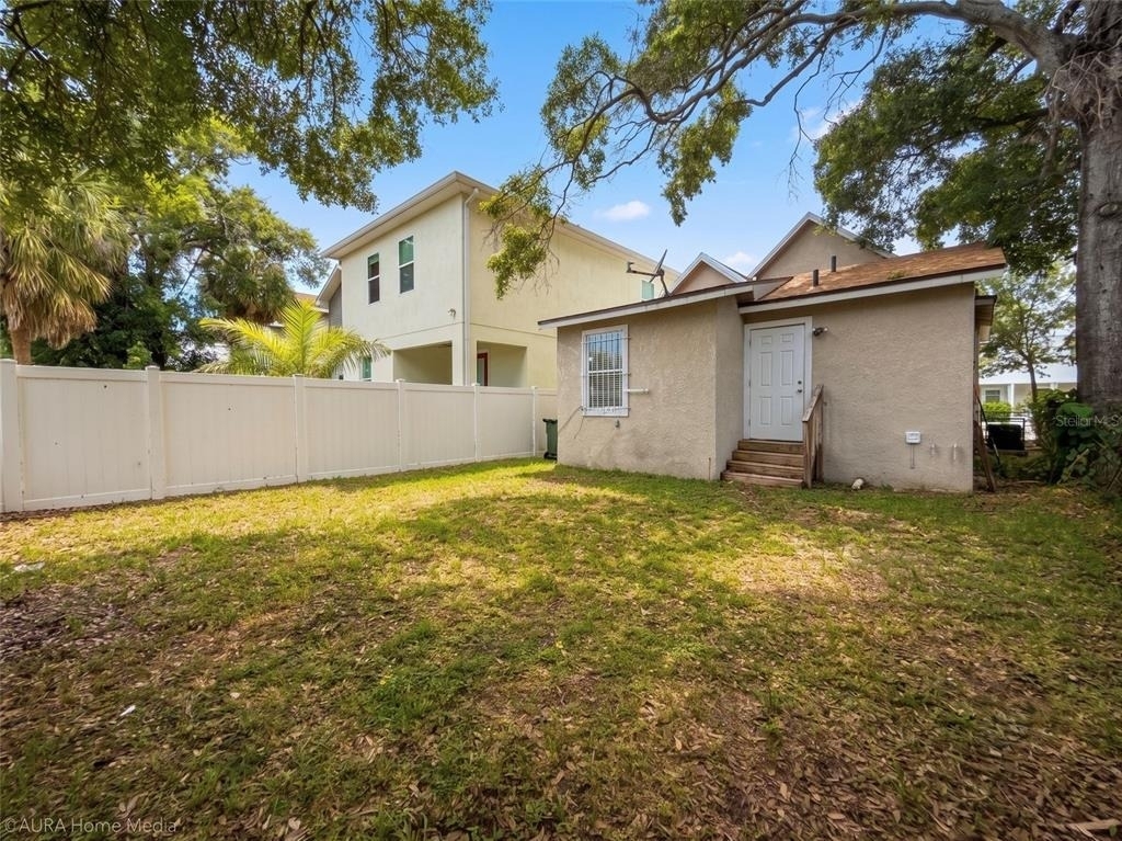 2124 W Chestnut Street - Photo 19