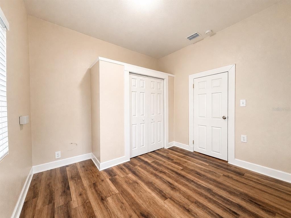 2124 W Chestnut Street - Photo 15