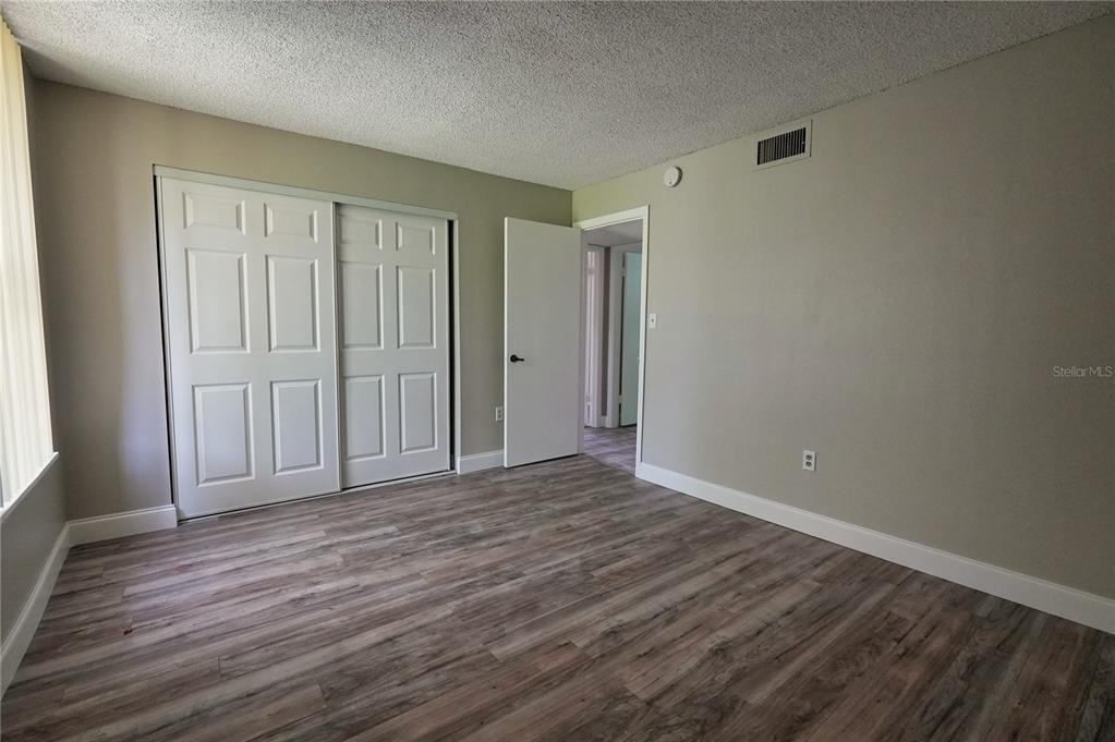 512 Orange Drive - Photo 10