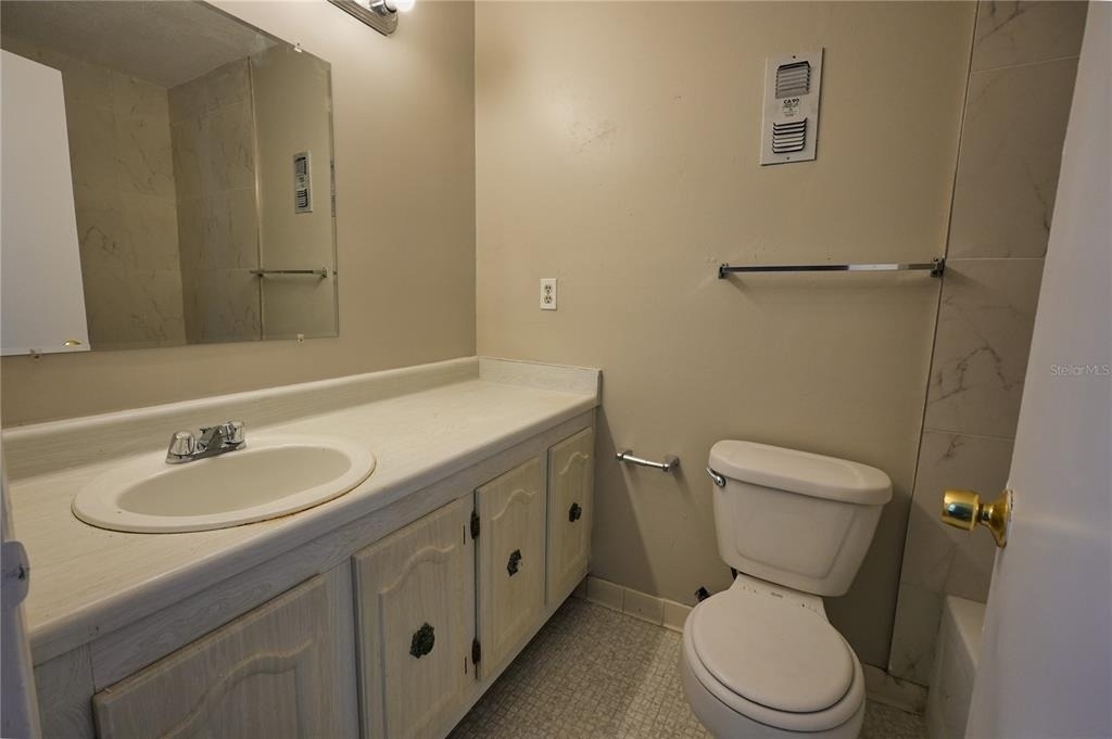 512 Orange Drive - Photo 15